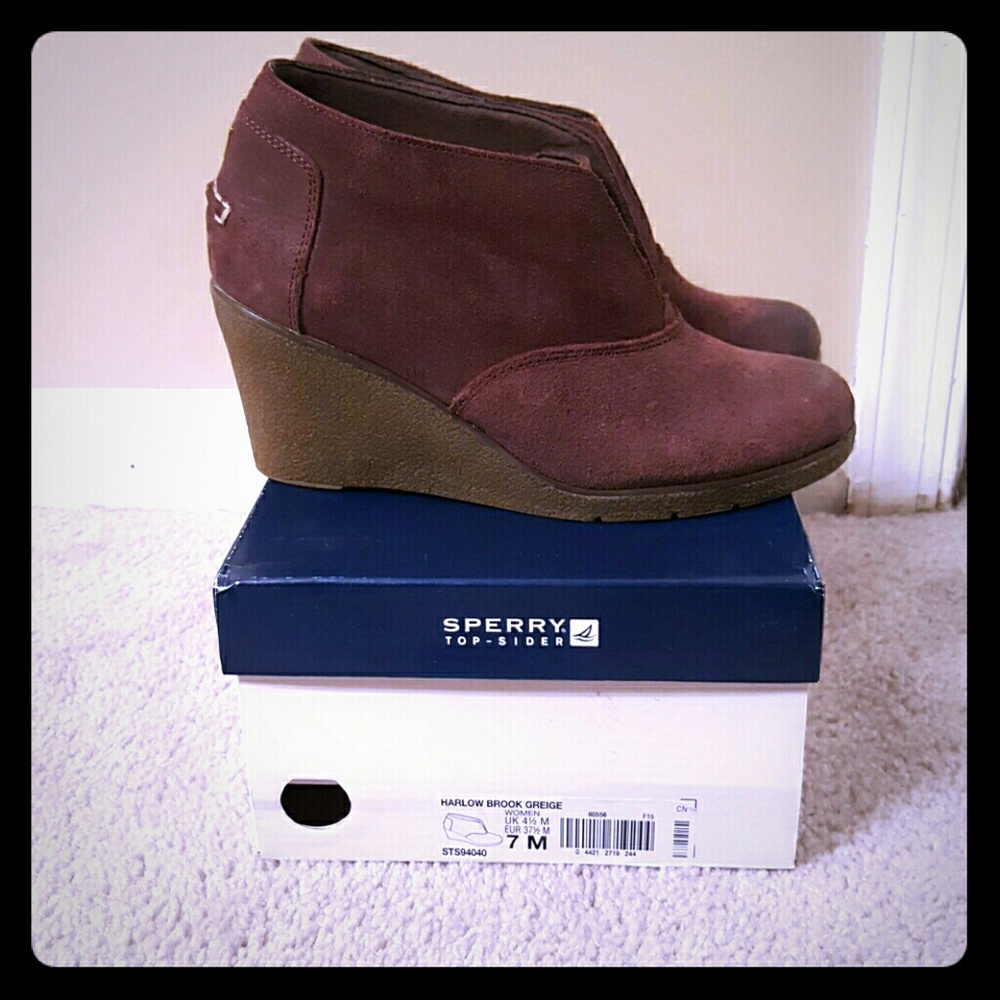 Sperry Harlow Boot with box