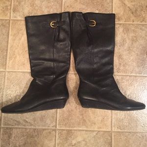 Size 9 Steve Madden Intyce boot in black