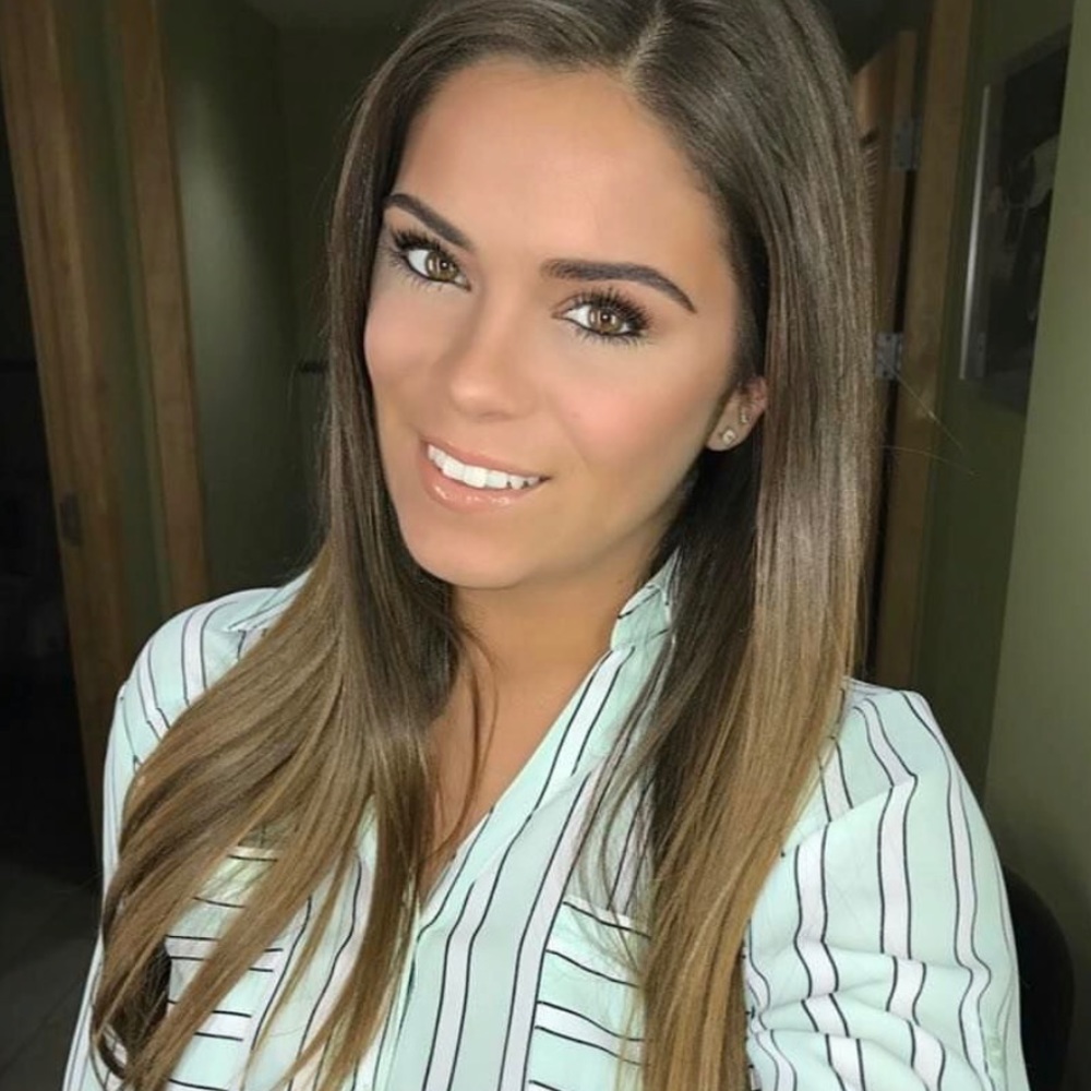 Meet your Posher, Lynn