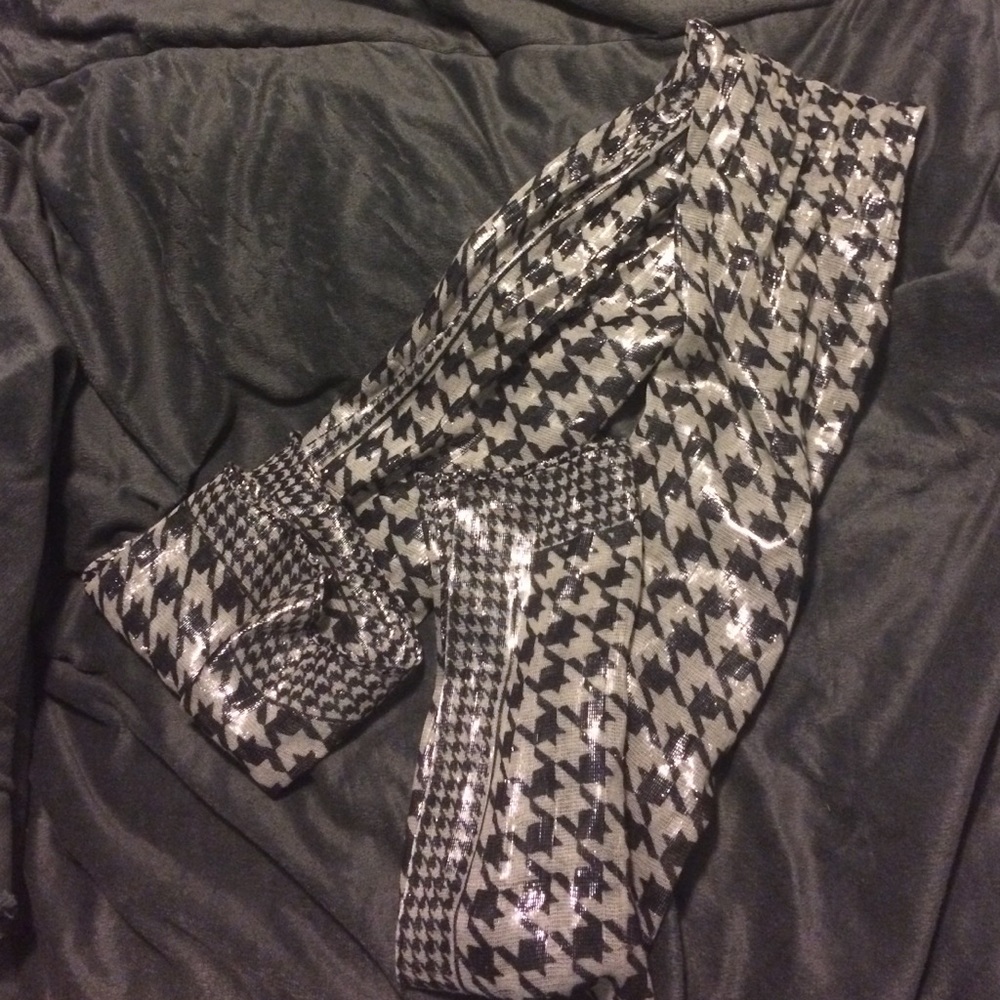 Plaid Silver and Black Shiny Scarf/Wrap