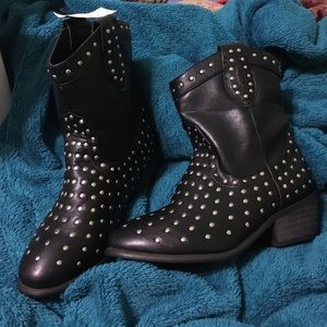 Charles Albert: Women's Black Studded Western Boot