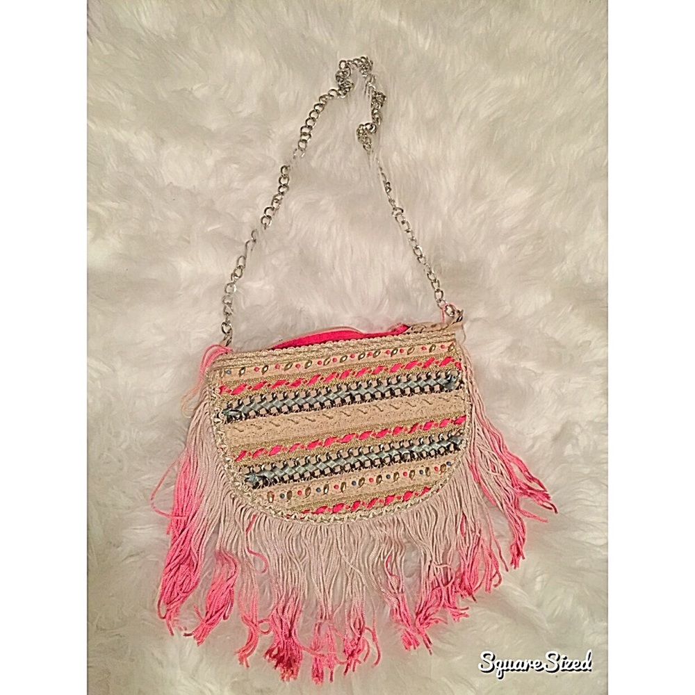 Fun ombré fringe cross body bag!!