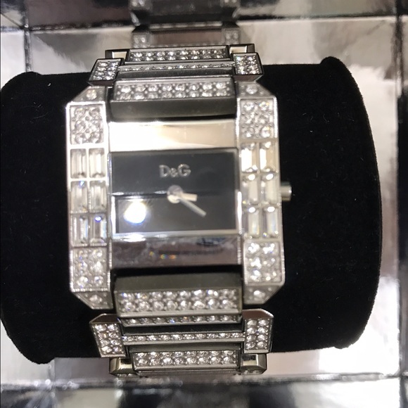 Watch - Picture 3 of 6