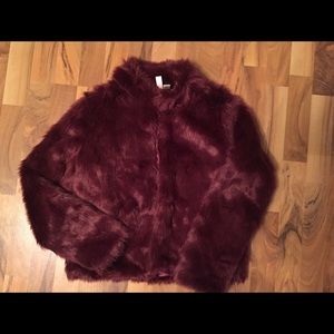 Maroon/burgundy faux fur by Forever 21 sz medium