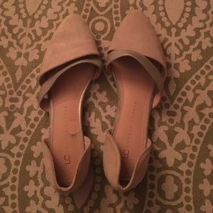 Nude Lauren Conrad flats!