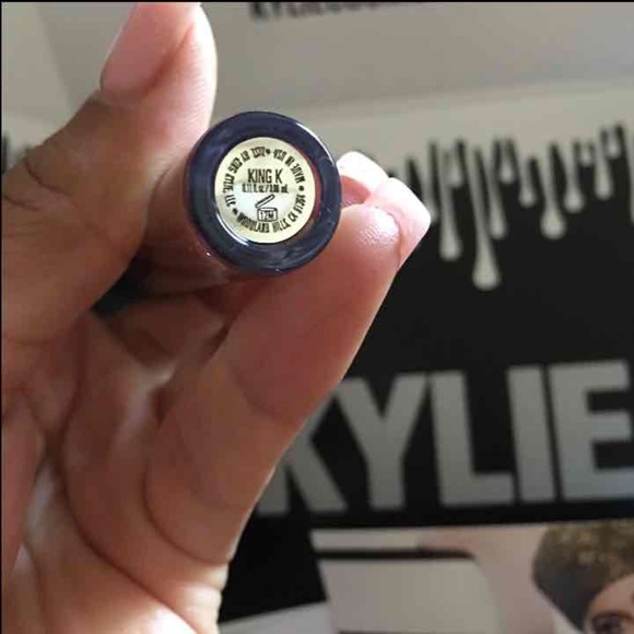 Kylie King K Matte Lipstick - Picture 2 of 4
