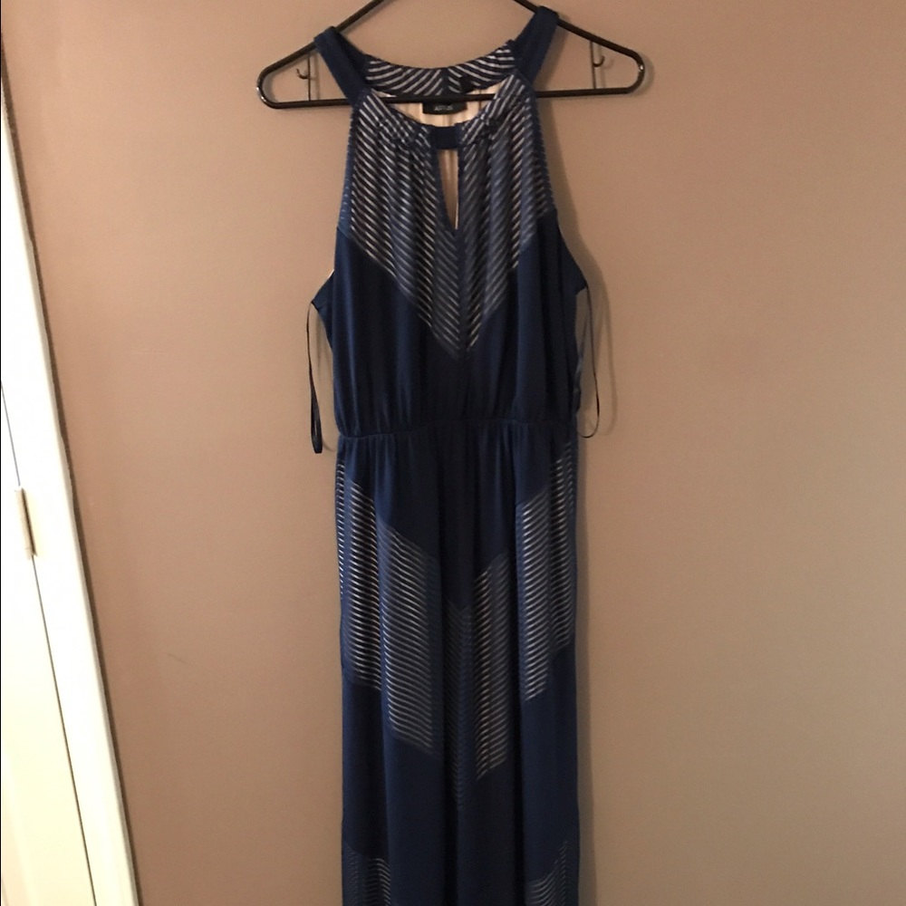 NWT APT. 9 DRESS
