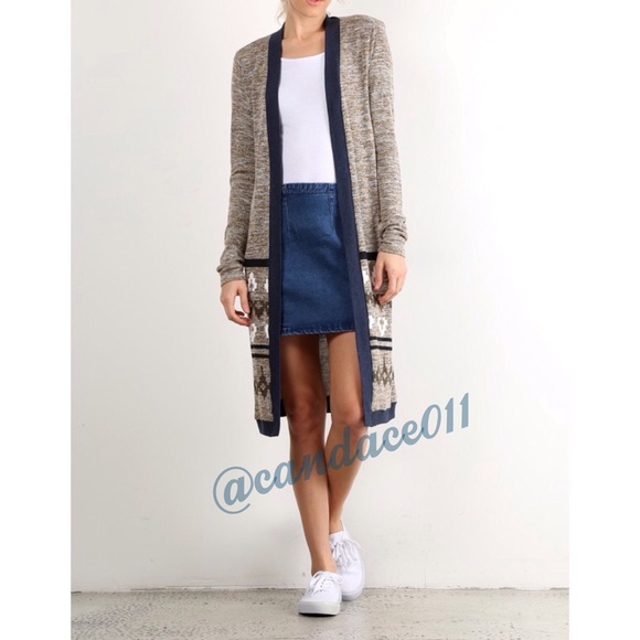 Long Graphic Print Cardigan - Picture 3 of 4