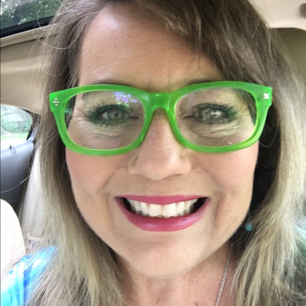 Meet your Posher, Karen