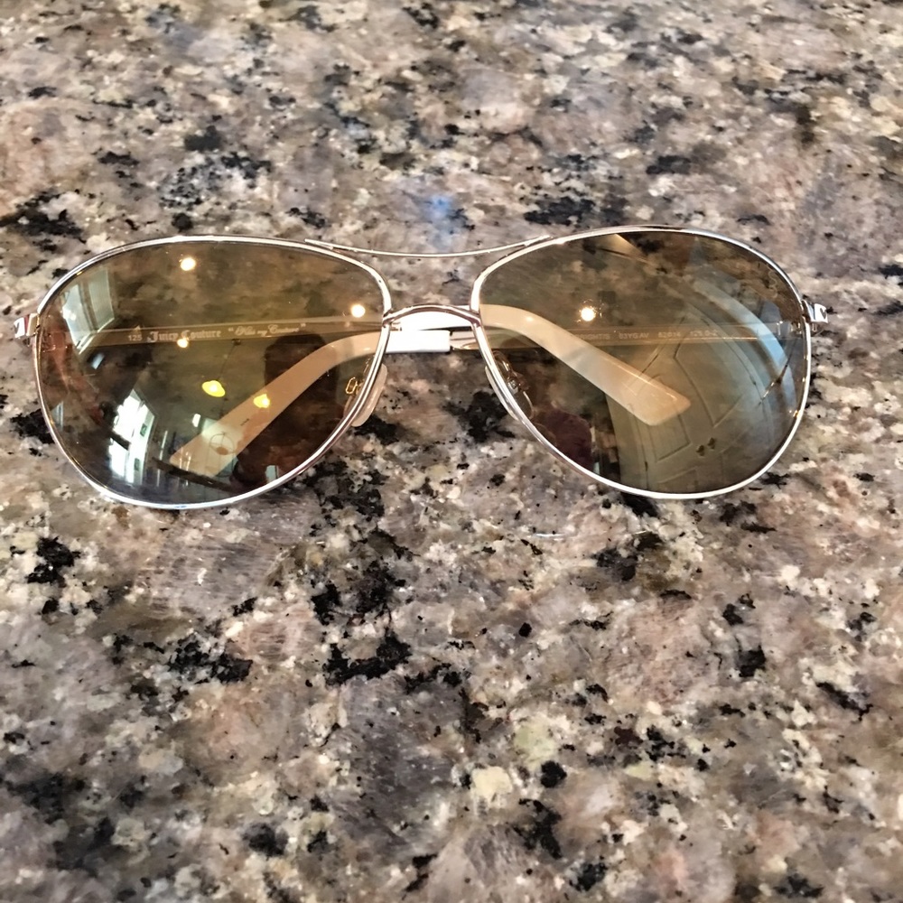 ***SOLD***Juicy Couture sunglasses
