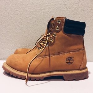 Lace up timberlands