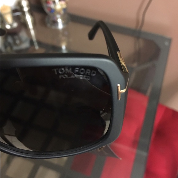 Matte black Tom Ford glasses - Picture 3 of 4