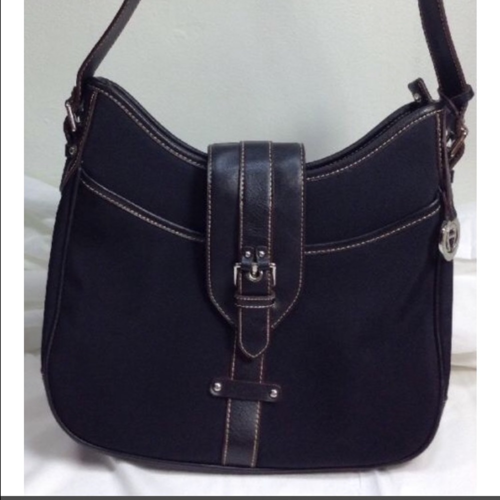 ETTIENNE AIGNER BLACK SHOULDER BAG