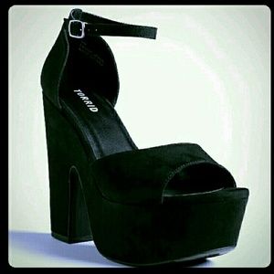 Peep Toe Platform Heels (Wide Width)
