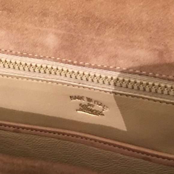 ADDITIONAL PICS Vintage Gucci Micro Suede Handbag - Picture 4 of 4