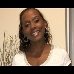 Meet your Posher, Phoebe