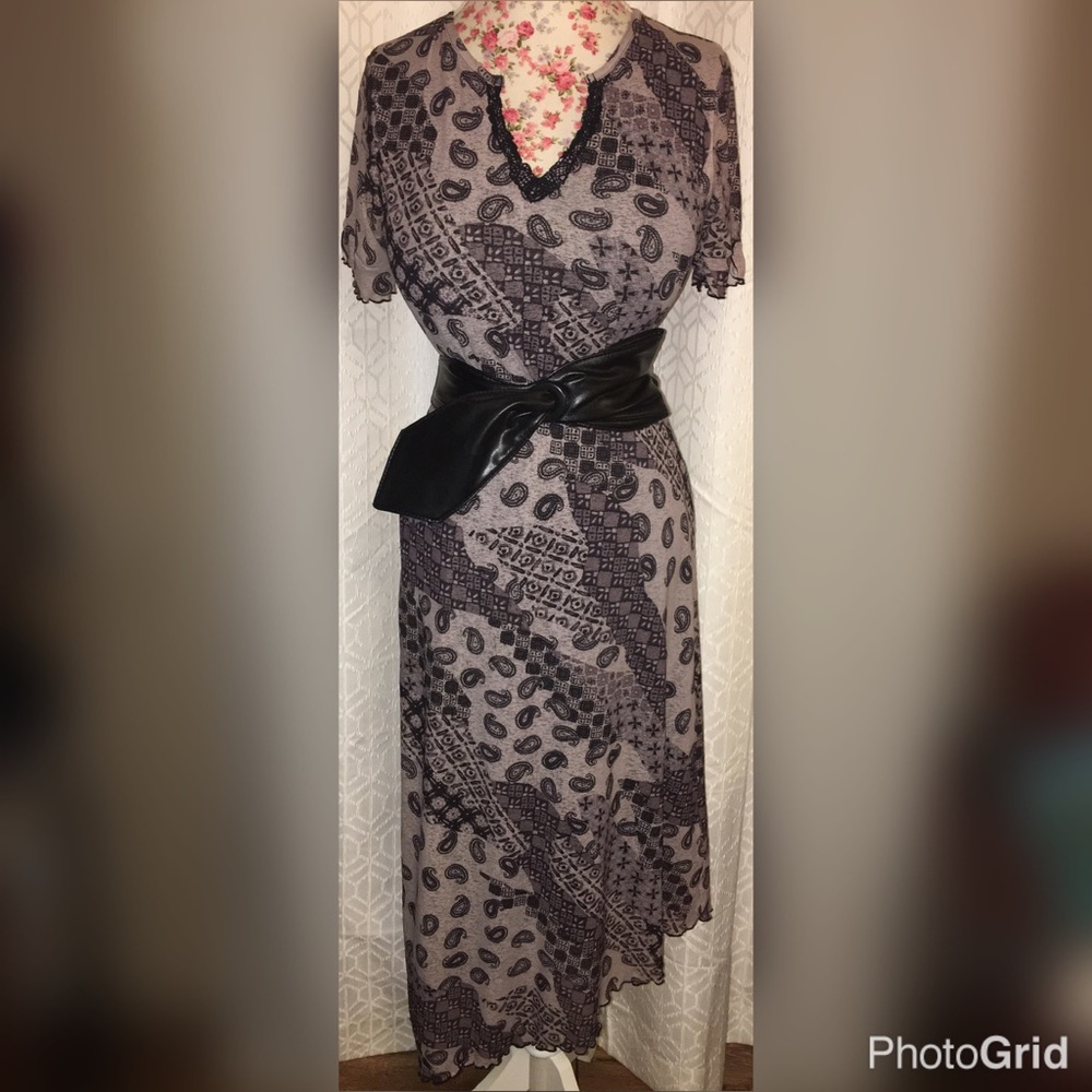5 FOR $25 VINTAGE EXPRESSIONS DRESS/BELT SZ XS