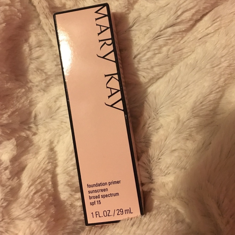 Mary Kay foundation primer.