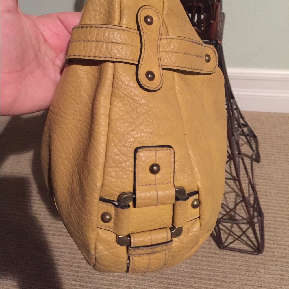 Beautiful purse😍 - Picture 2 of 2