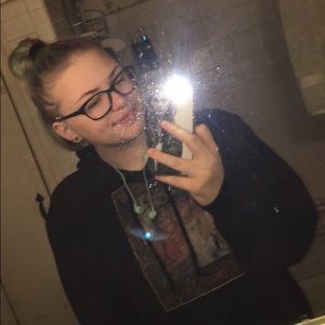 Meet your Posher, Grace