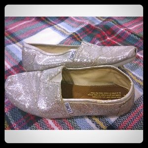 Sparkly Toms!