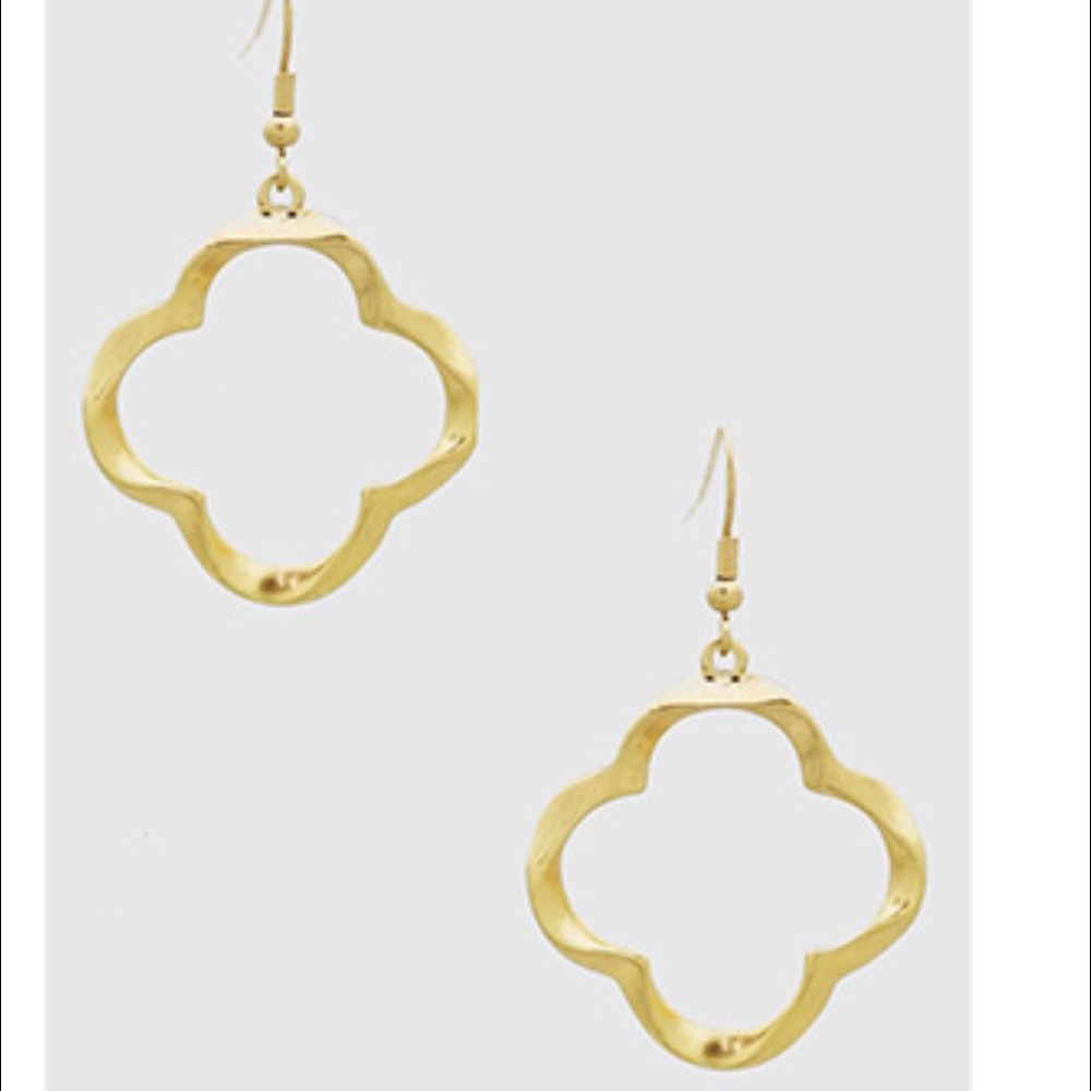QUATREFOIL DROP EARRINGS