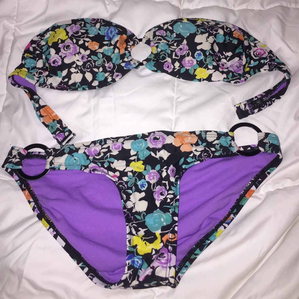 Multi colored bikini