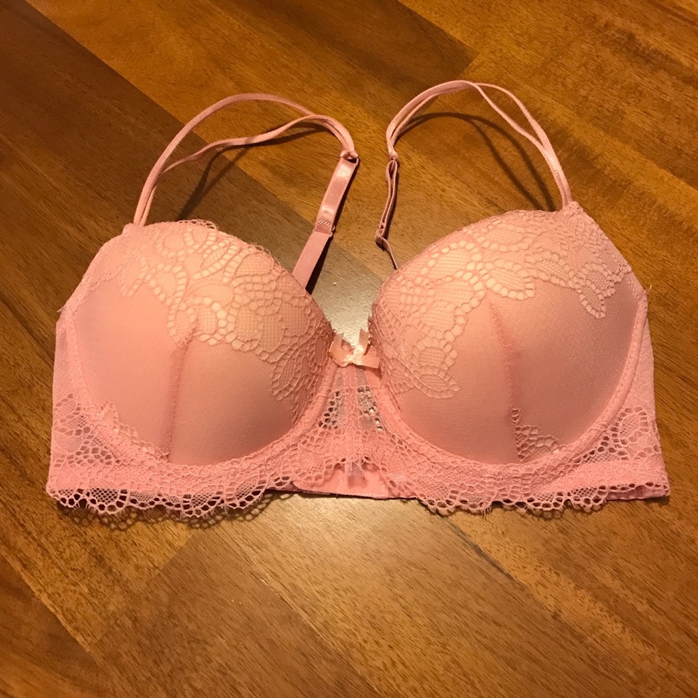 NWOT 34D Push-up Bra