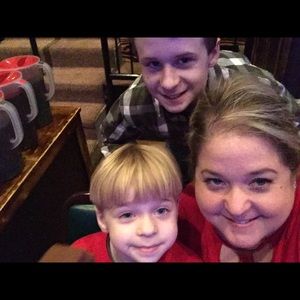 Meet your Posher, Tiffany