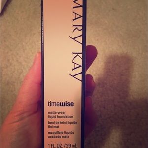 MaryKay Timewise Liquid Foundation