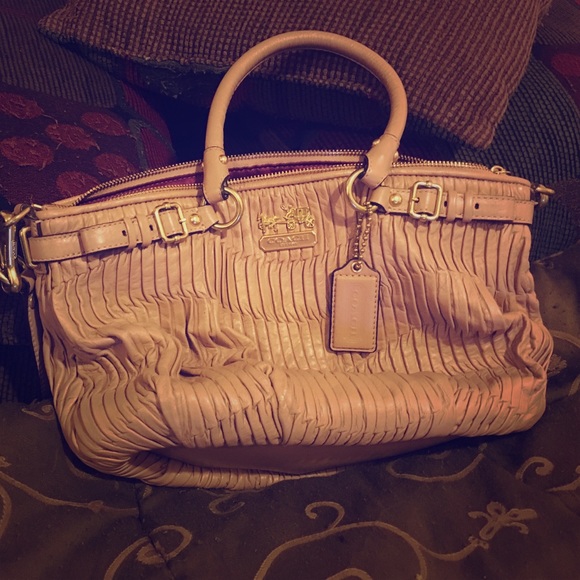 Handbag - Picture 2 of 5