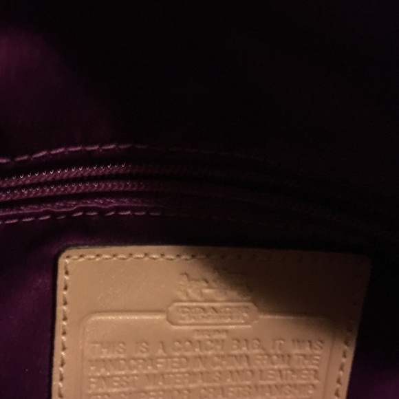 Handbag - Picture 4 of 5