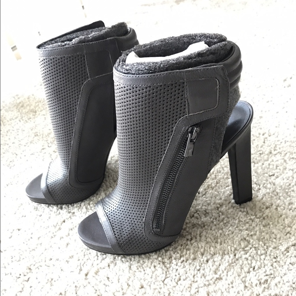 Nine West TipToe Booties