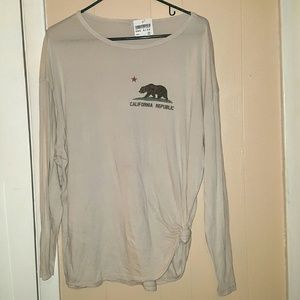 NWT Brandy melville California republic bear tee