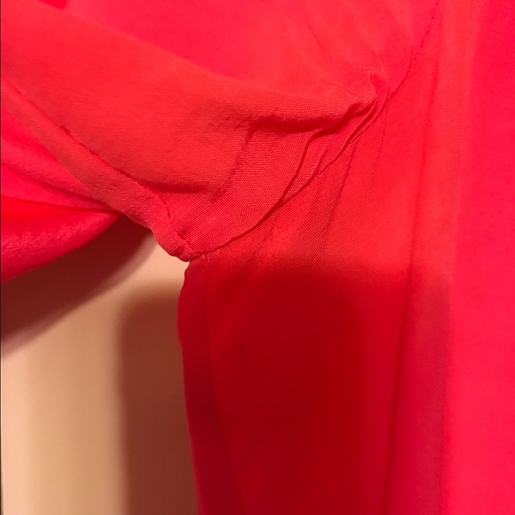 Lilly pulitzer saria top GUC - Picture 3 of 3