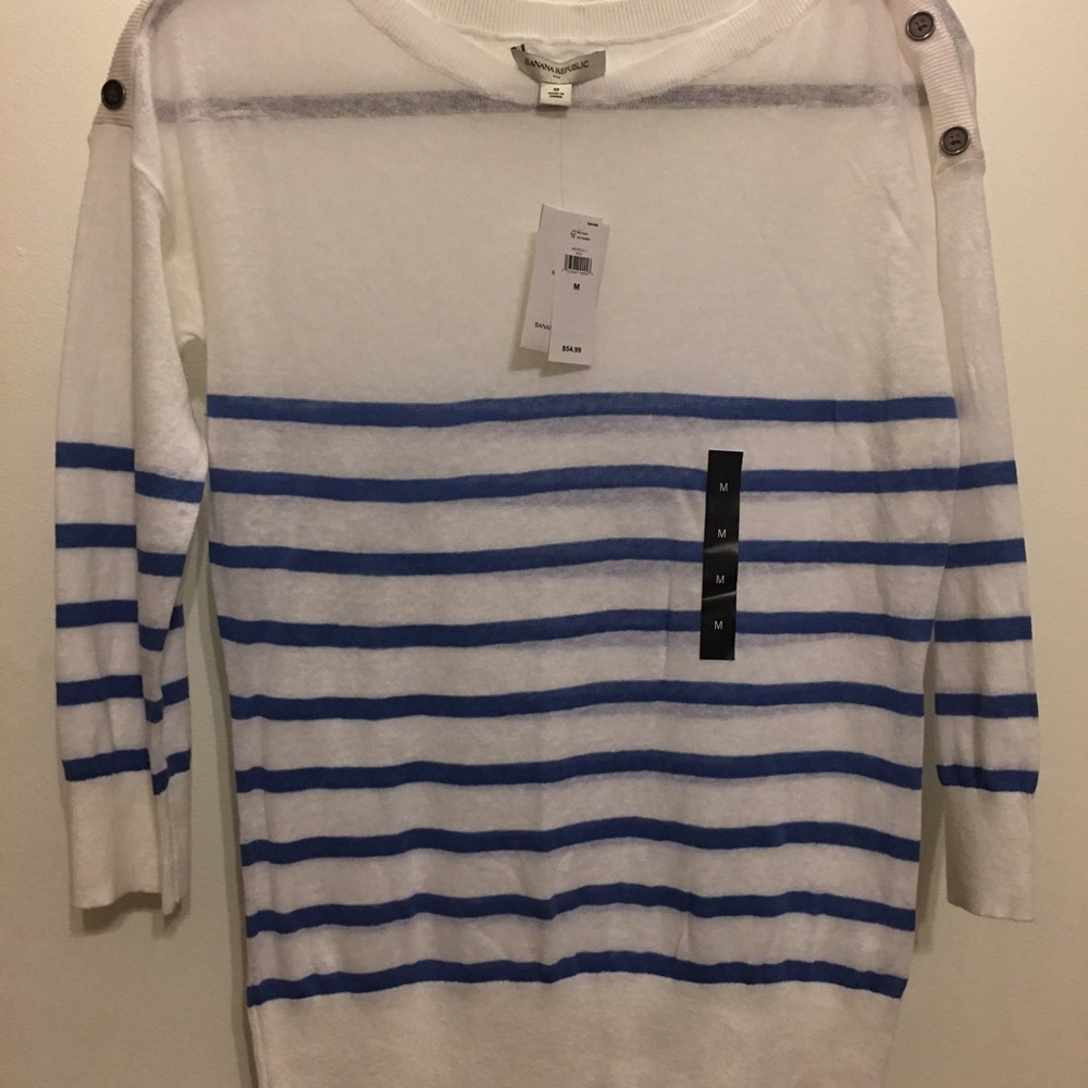 NWT Banana Republic lightweight knit Medium