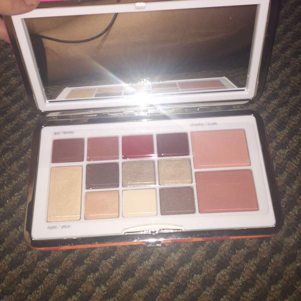 NEW Clinique Eye, Lips, Cheek pallet