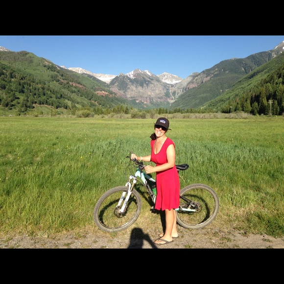 Meet your Posher, Gillian - Picture 3 of 5