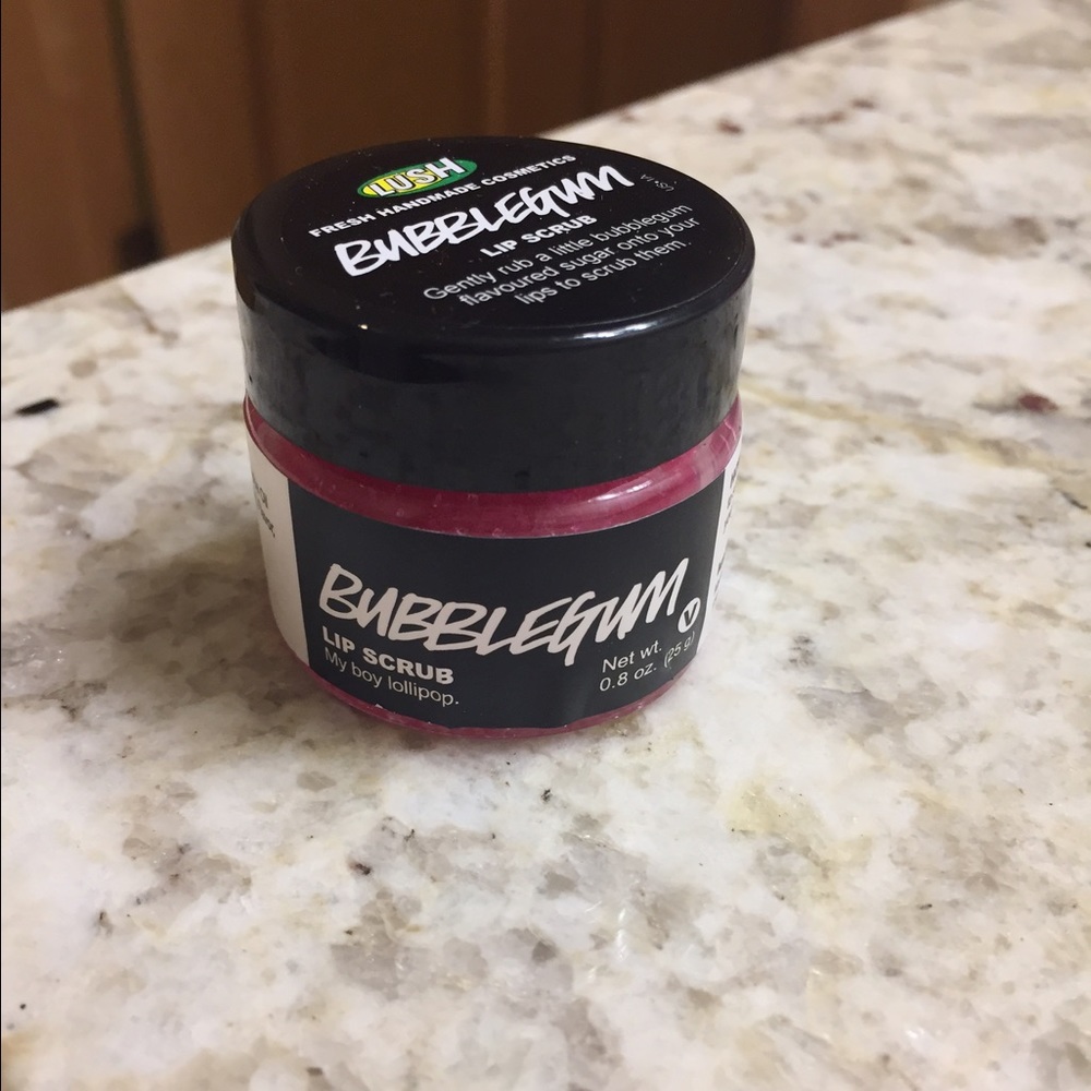Brand new Lush Bubblegum lip scrub