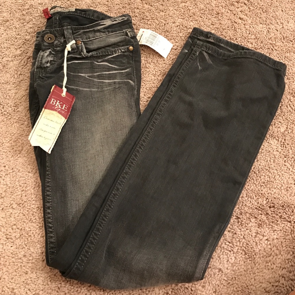 BKE Distressed Jeans !NWT!