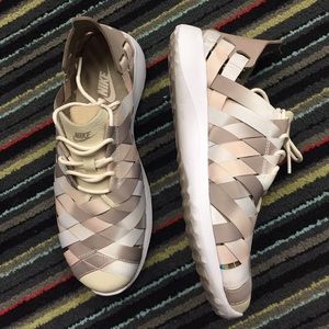 Women's Nike Juvenate woven shoe