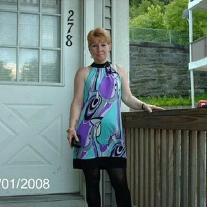 Meet your Posher, Rhonda