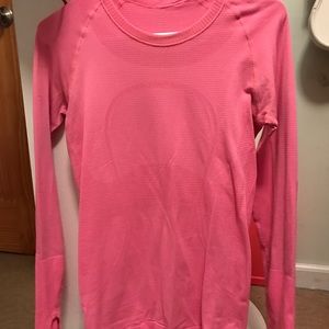 Lululemon swiftly tech size 6
