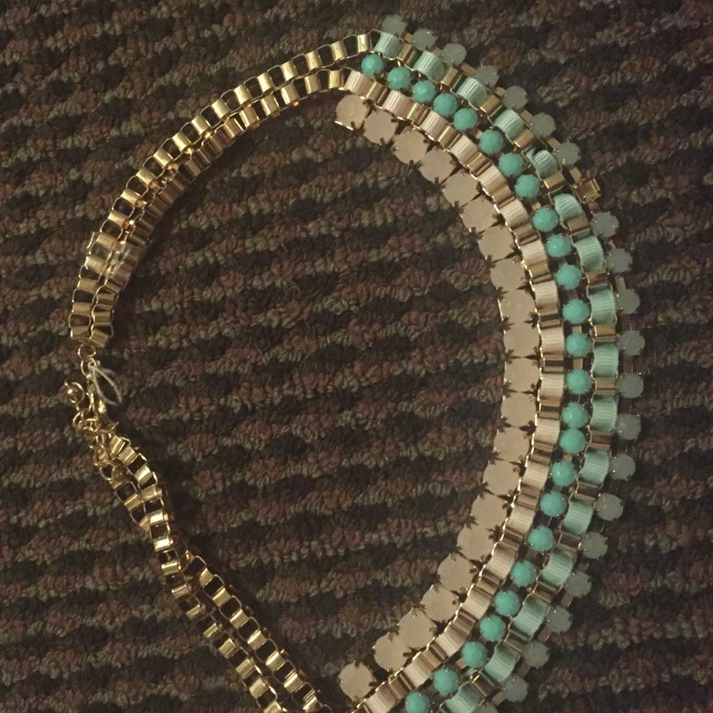 Statement necklace!