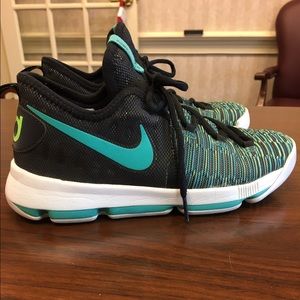 Kids size  3Y KD 9 shoes