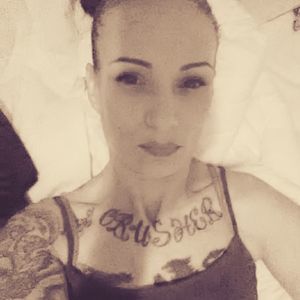 Meet your Posher, Eve