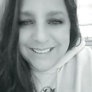 Meet your Posher, Suzette