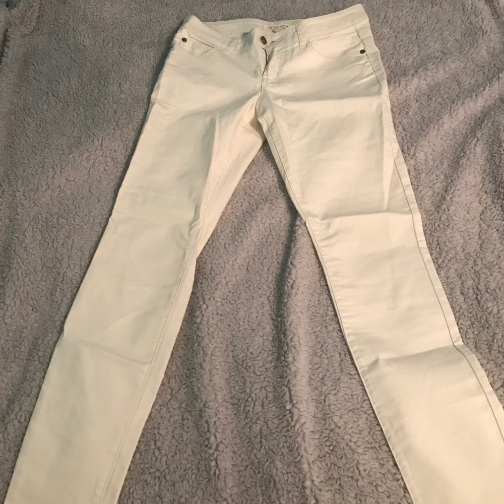 Light cream colored skinny jeans