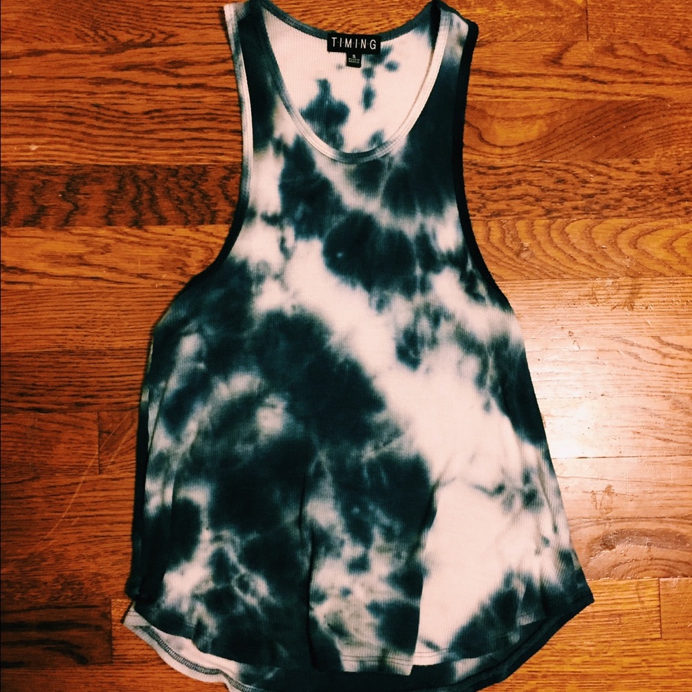 SOLD 💸 Tie Dye Tank
