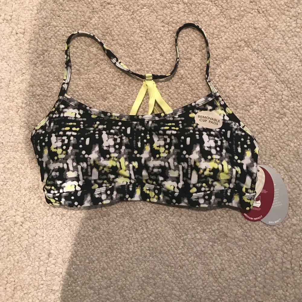 Brand new sports bra, never been used!